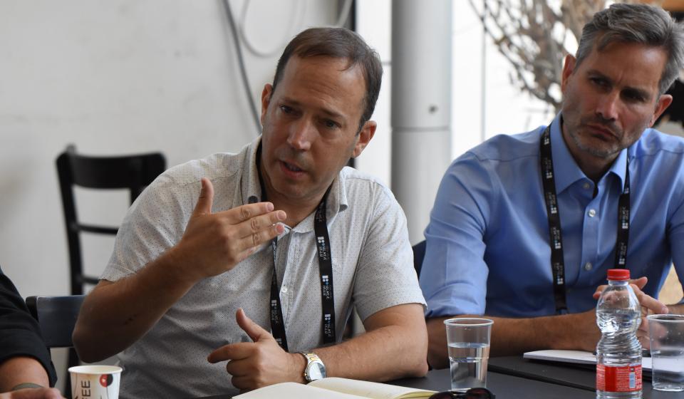 ד"ר ברנדון פרידמן וד"ר ניר בומס